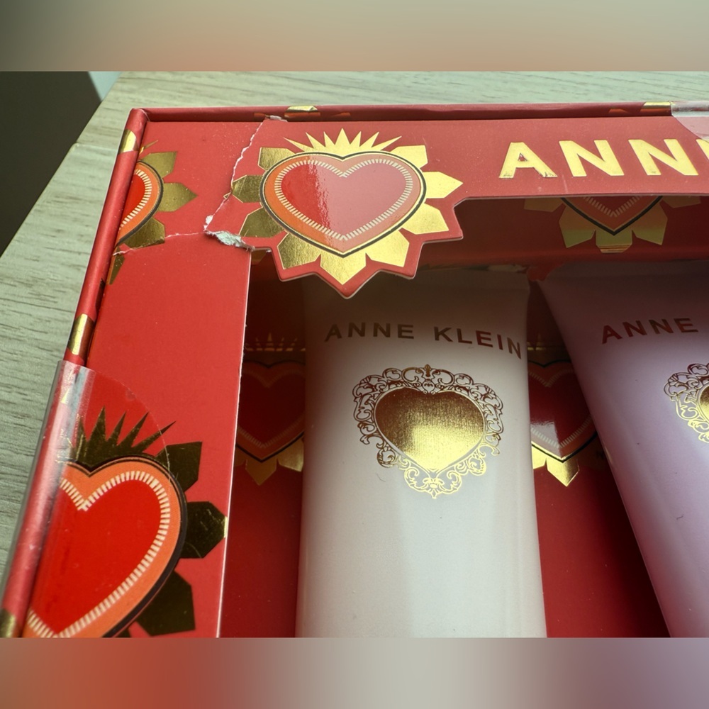 Anne Klein Hand Cream Collection - Red, Pink, White - Picture 2 of 6